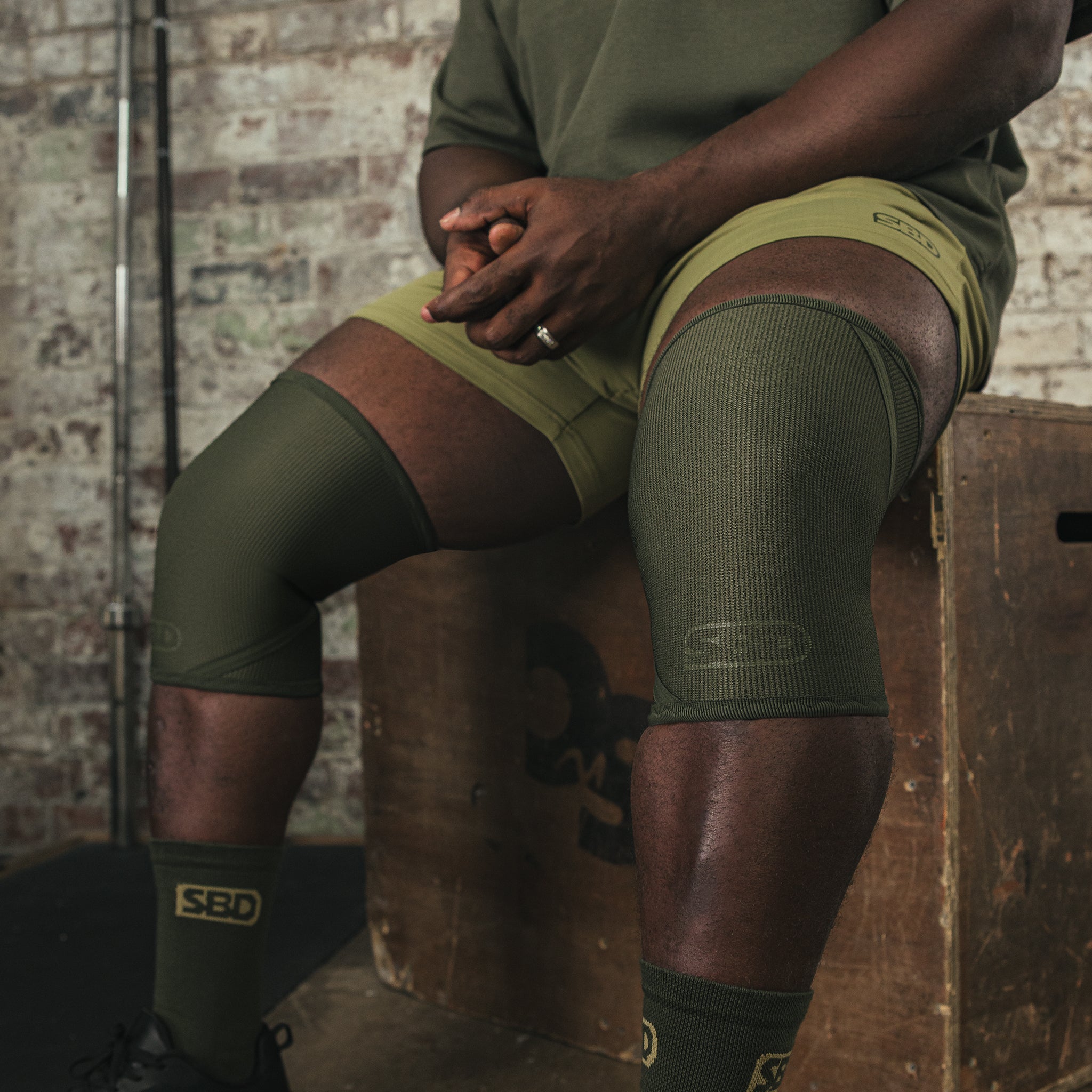 Powerlifting Knee Sleeves 7mm - Resolve