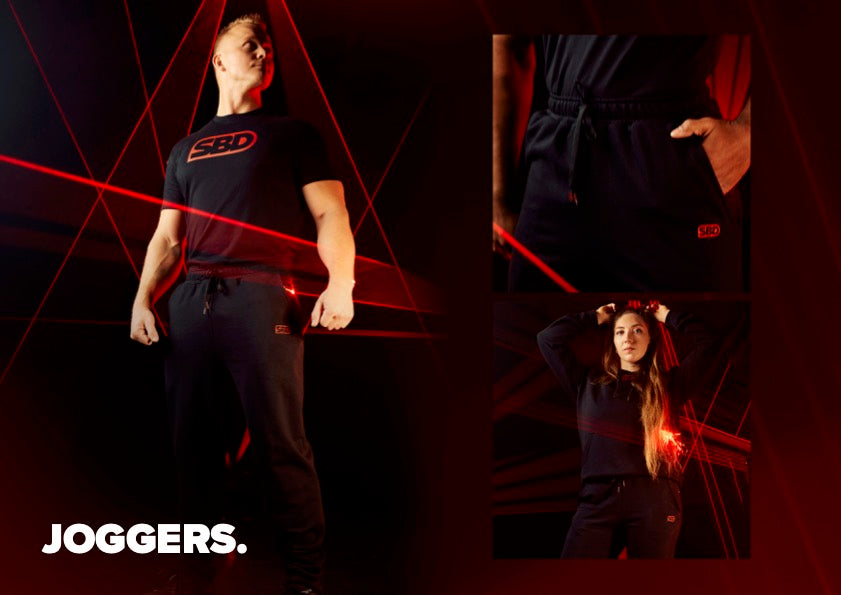 SBD Joggers Heren – campagnebeeld van zwarte joggers met de tekst Joggers