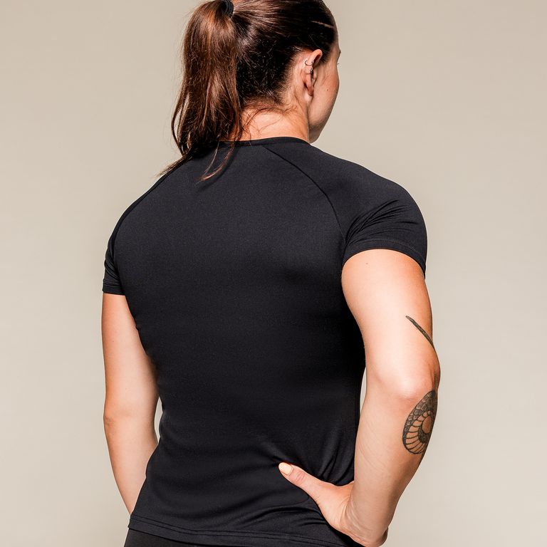 SBD Training T-Shirt Classic voor dames – achterzijde van het gedragen shirt