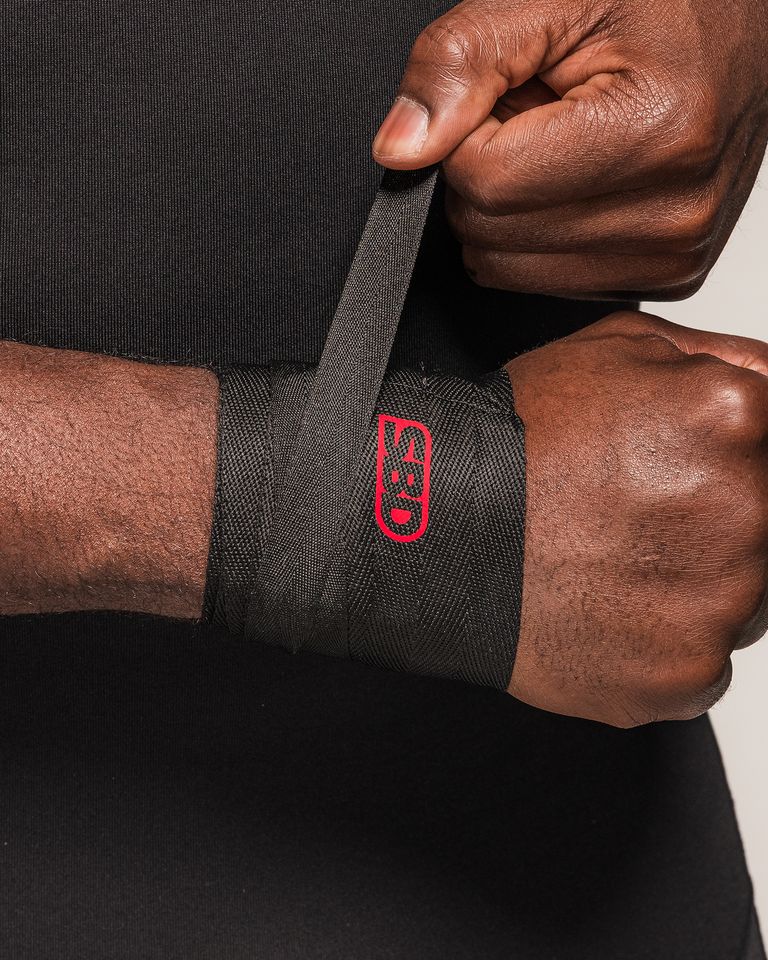 SBD textiele weightlifting wrist wraps – officiële studiofoto 2