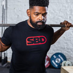 SBD Brand Shirt – Classic herenmodel gedragen tijdens een squat