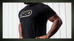 SBD Brand Shirt – Endure-uitvoering in zwart met licht SBD-logo